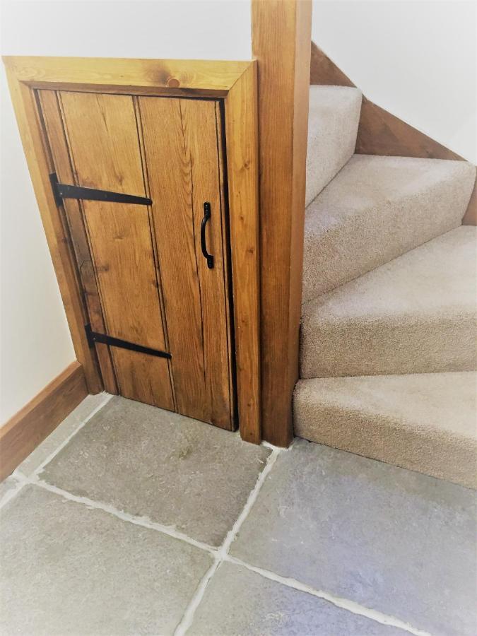 Oak Cottage Тонтон Экстерьер фото